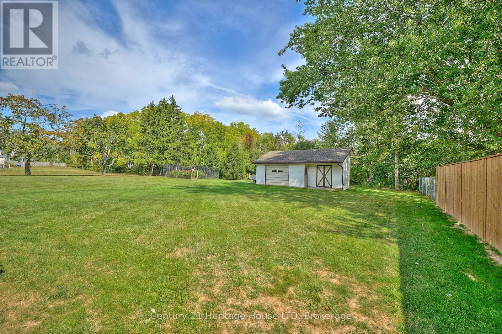 544 Rosehill Road, Fort Erie (Crescent Park), Ontario  L2A 5M4 - Photo 37 - X12413166