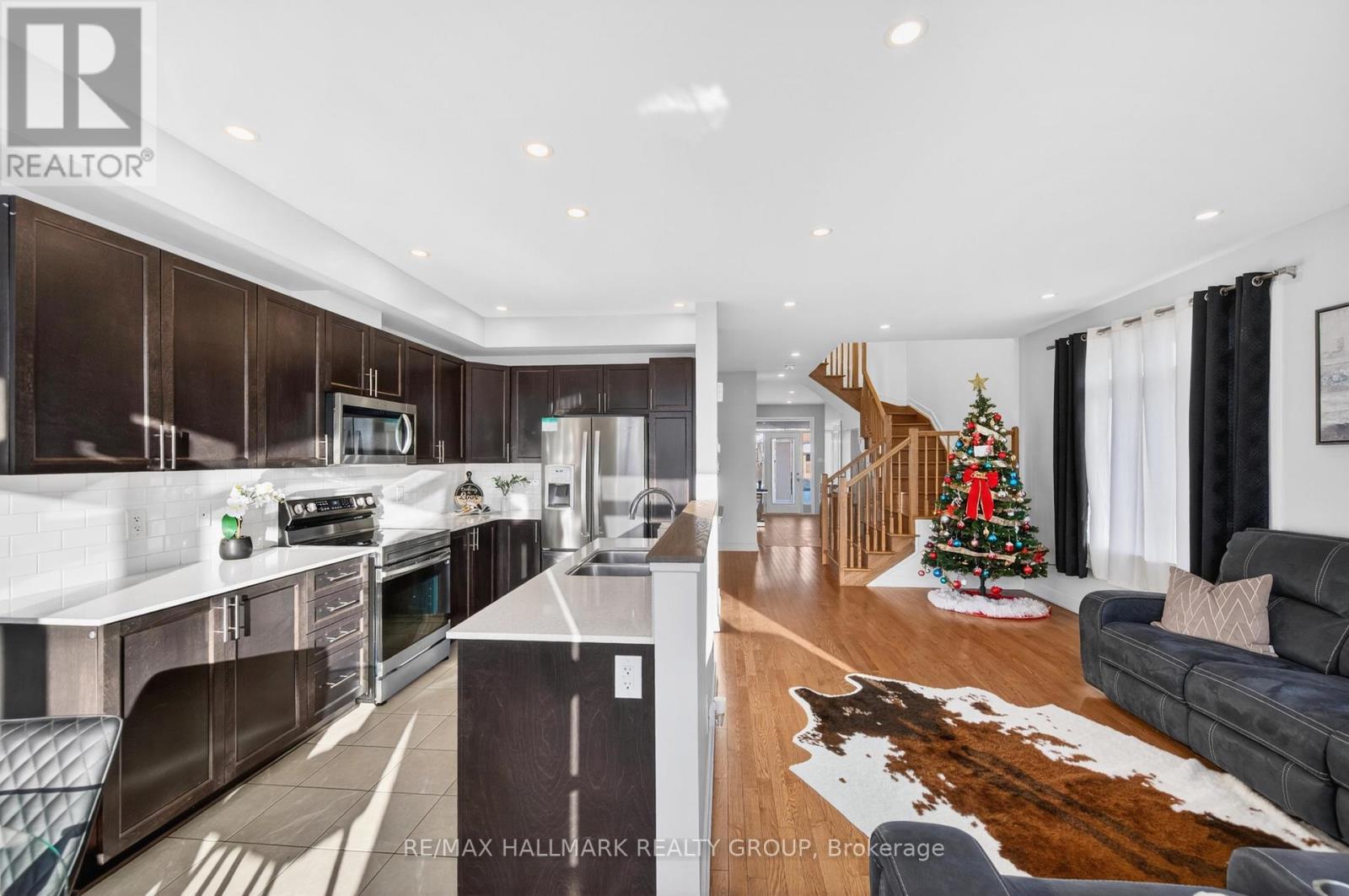 307 Ibanez Walk, Ottawa, Ontario  K1T 0V8 - Photo 15 - X12637830