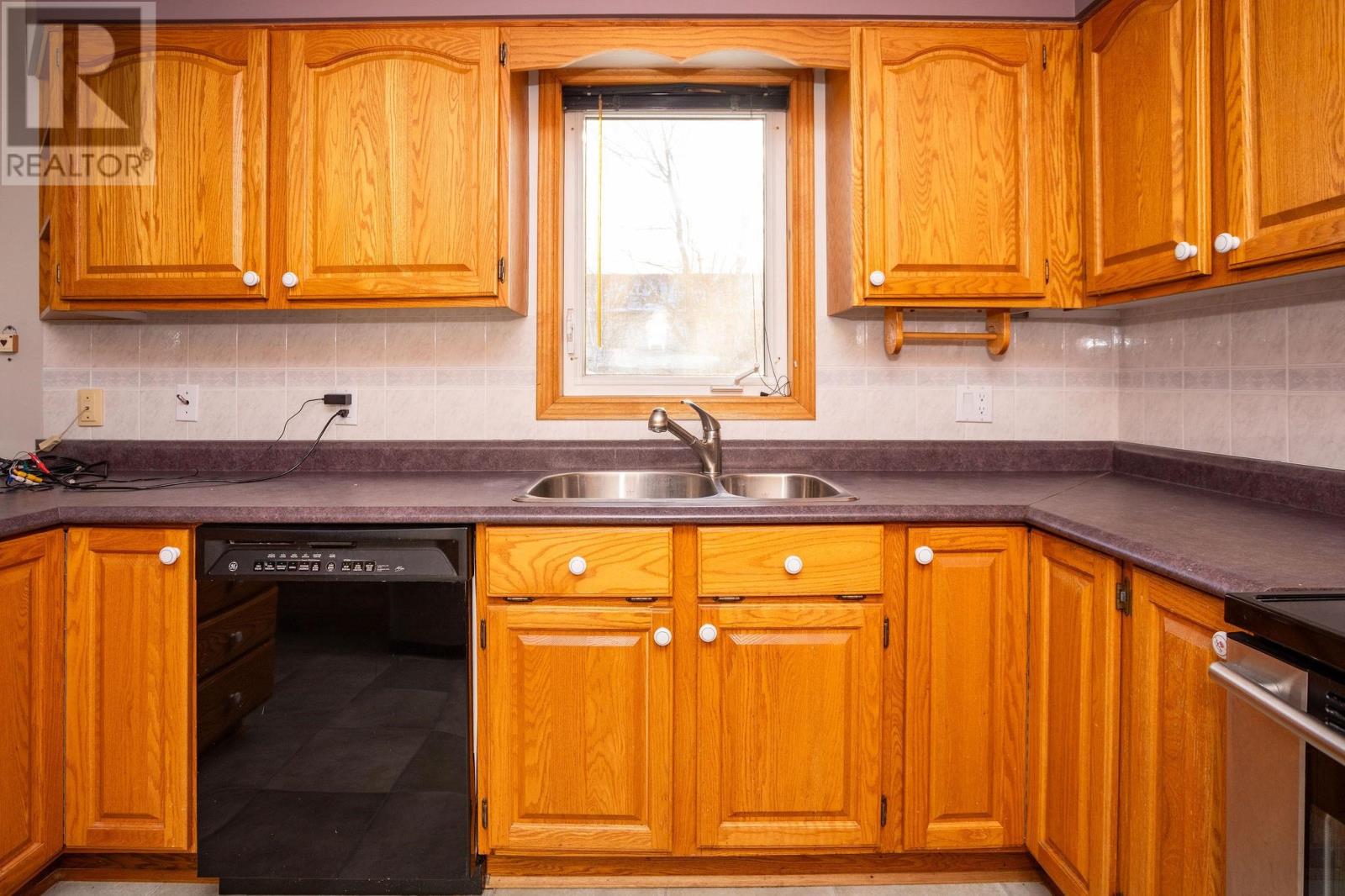 47 Kenwood Circle, West Royalty, Prince Edward Island  C1E 1Z8 - Photo 6 - 202529532