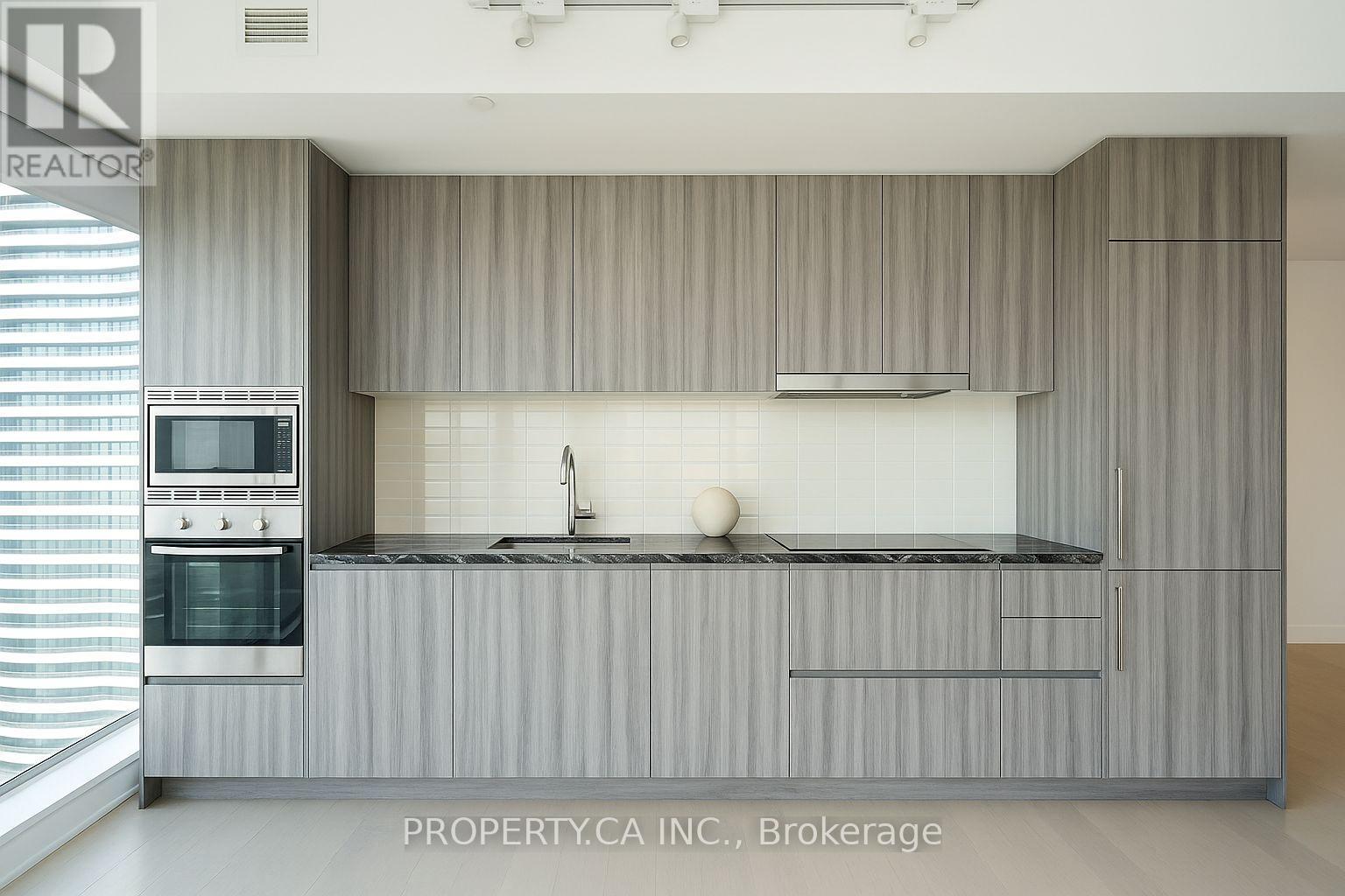 3308 - 955 Bay Street, Toronto (Bay Street Corridor), Ontario  M5S 0C6 - Photo 5 - C12638530