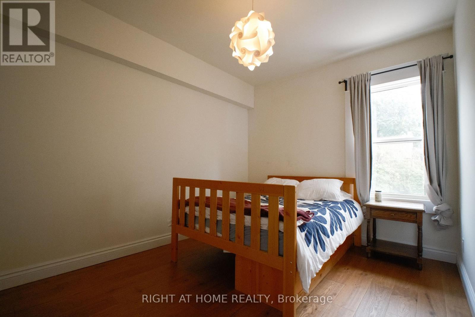 13 Yarmouth Gardens, Toronto (Annex), Ontario  M6G 1W3 - Photo 12 - C12638556