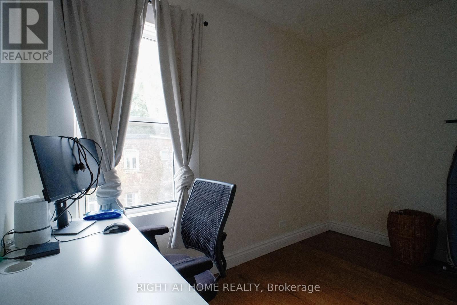 13 Yarmouth Gardens, Toronto (Annex), Ontario  M6G 1W3 - Photo 15 - C12638556