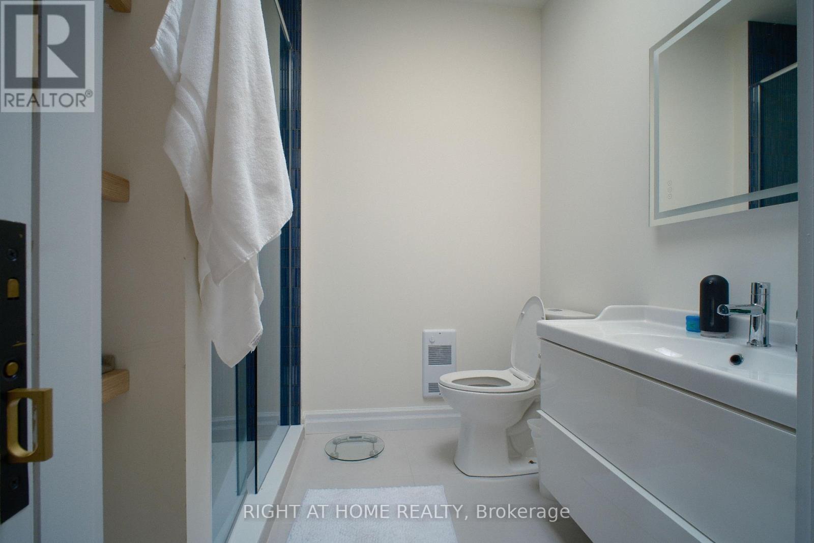13 Yarmouth Gardens, Toronto (Annex), Ontario  M6G 1W3 - Photo 27 - C12638556
