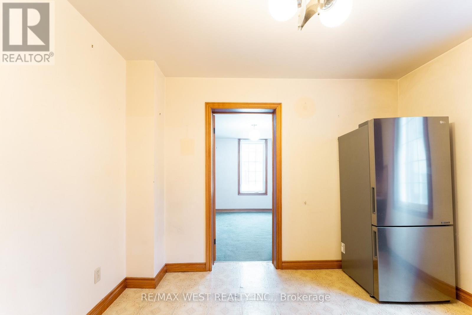 205 Markham Street, Toronto (Trinity-Bellwoods), Ontario  M6J 2G7 - Photo 14 - C12638558