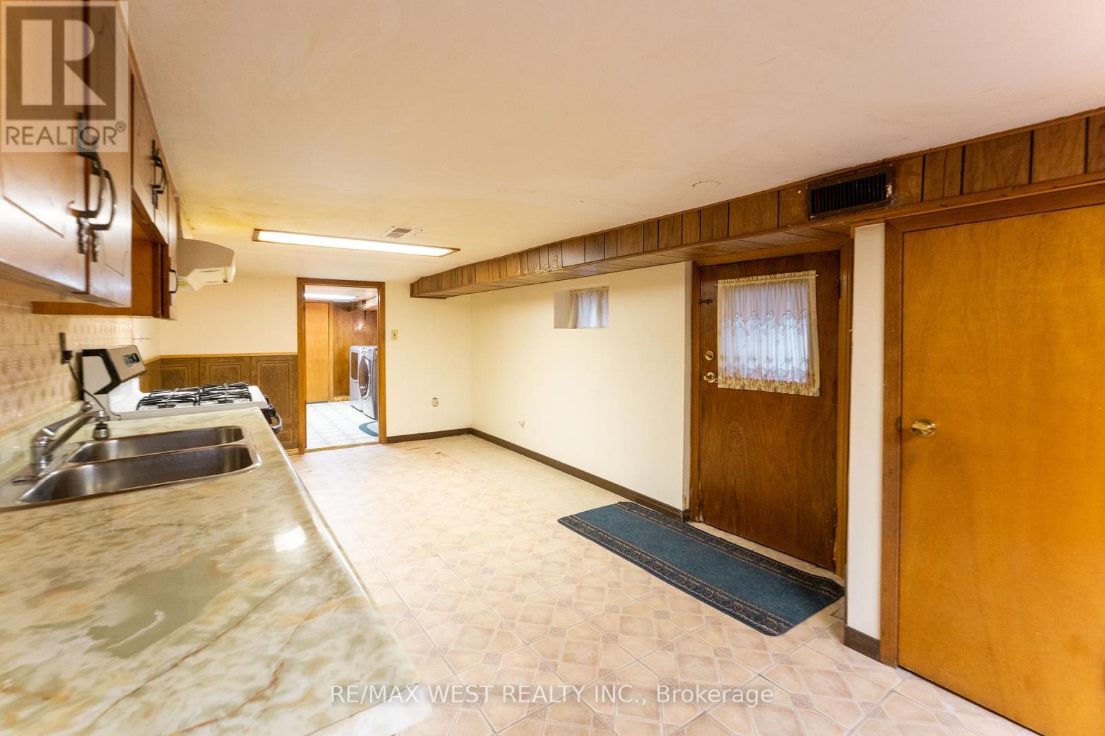 205 Markham Street, Toronto (Trinity-Bellwoods), Ontario  M6J 2G7 - Photo 35 - C12638558