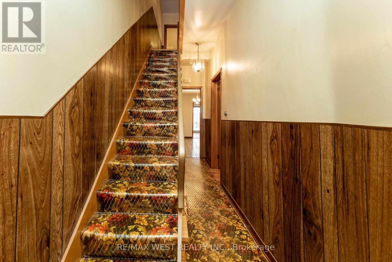 205 Markham Street, Toronto (Trinity-Bellwoods), Ontario  M6J 2G7 - Photo 6 - C12638558