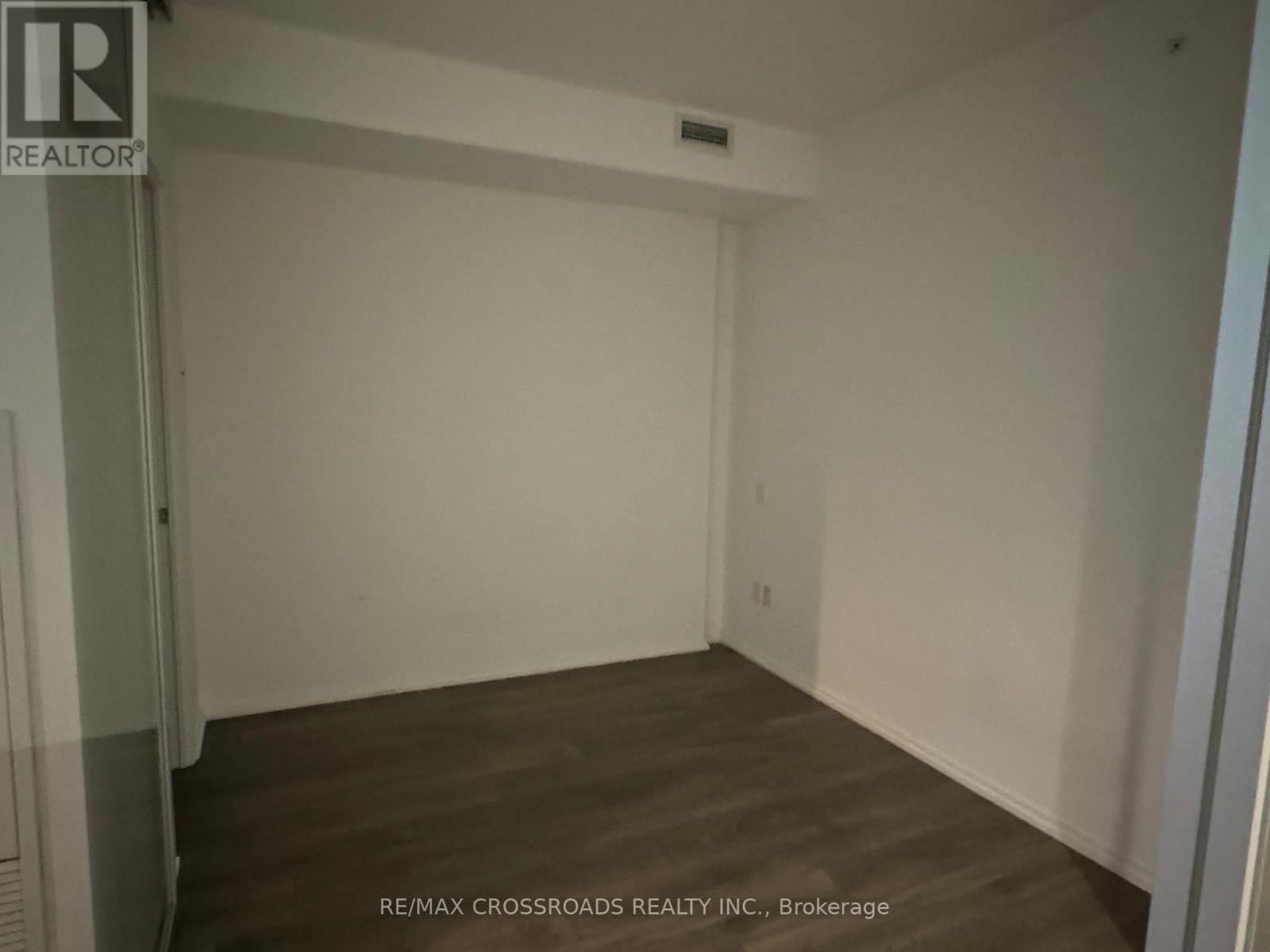 501 - 45 Charles Street E, Toronto (Church-Yonge Corridor), Ontario  M4Y 0B8 - Photo 2 - C12638594