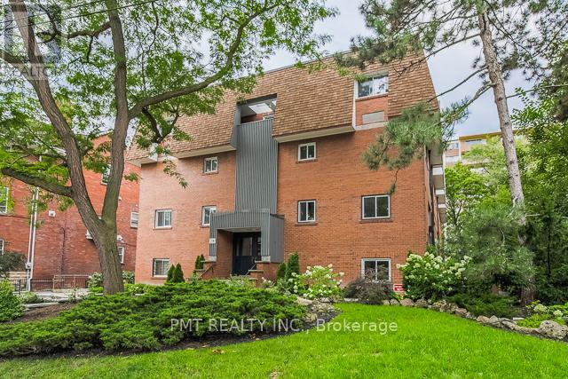 Th3 - 28 Admiral Road, Toronto, Ontario  M5R 2L5 - Photo 1 - C12638598