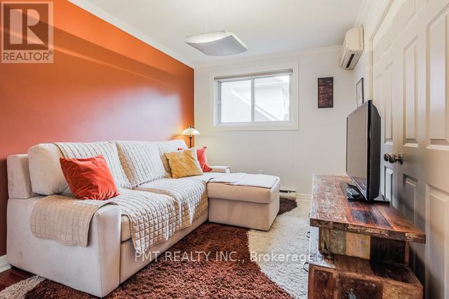 Th3 - 28 Admiral Road, Toronto, Ontario  M5R 2L5 - Photo 17 - C12638598