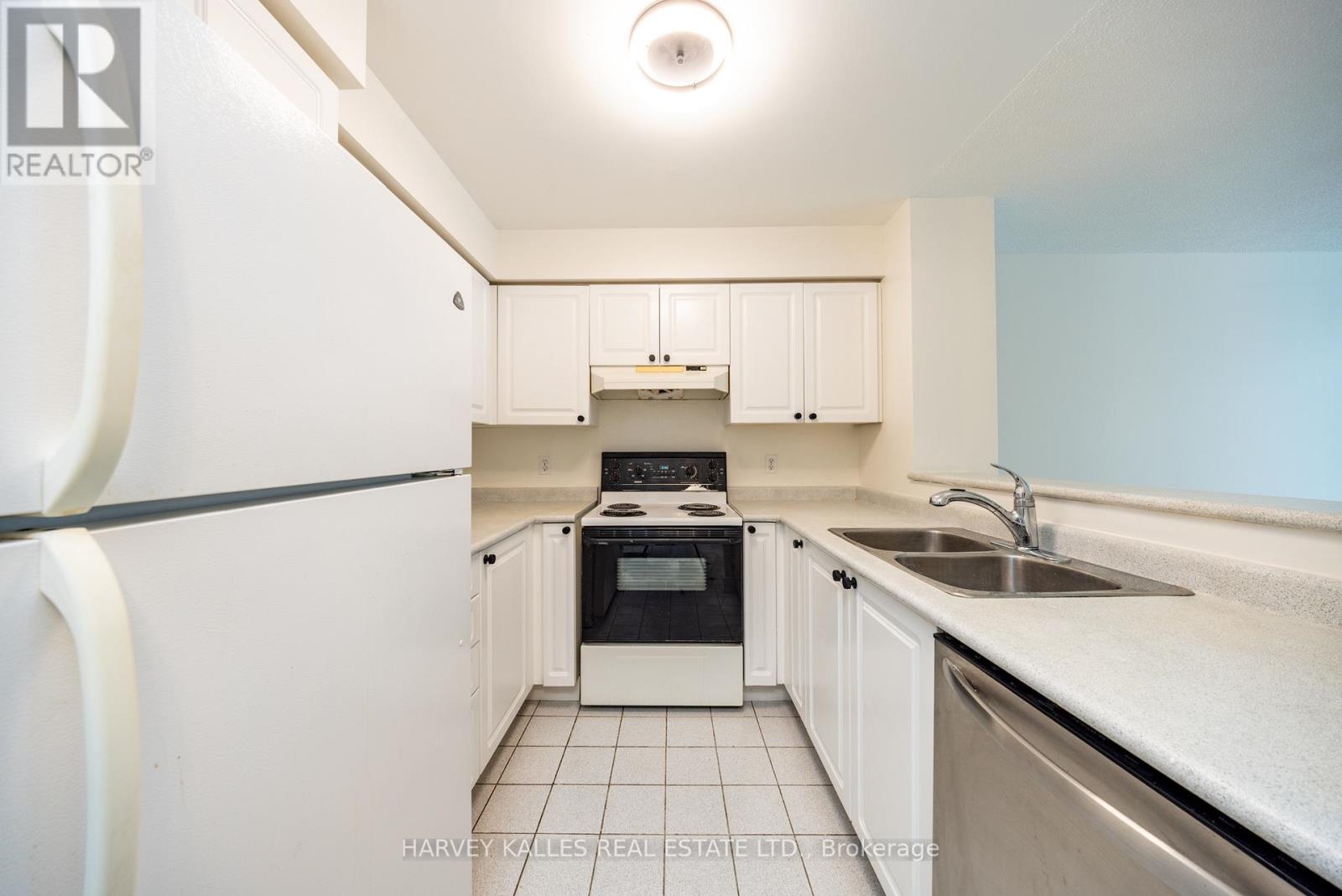 107 - 28 Pemberton Avenue, Toronto, Ontario  M2M 4L1 - Photo 4 - C12638604