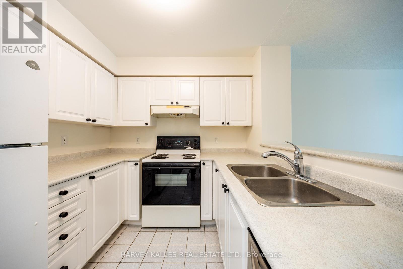 107 - 28 Pemberton Avenue, Toronto, Ontario  M2M 4L1 - Photo 5 - C12638604