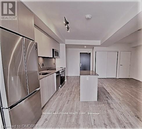 Aph1-07 - 125 Bronte Road, Oakville, Ontario L6L 0H2 - Photo 3 - W12298990