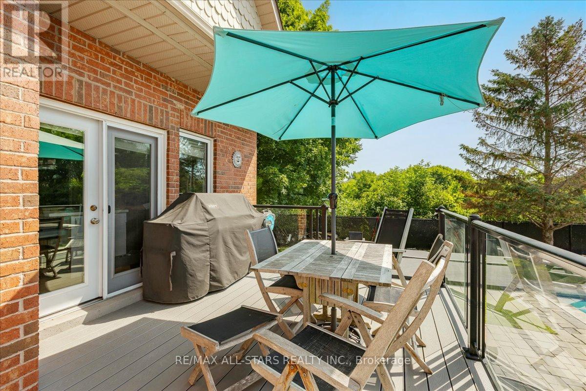 98 Bayview Avenue, Georgina, Ontario  L4P 2S9 - Photo 33 - N12638582