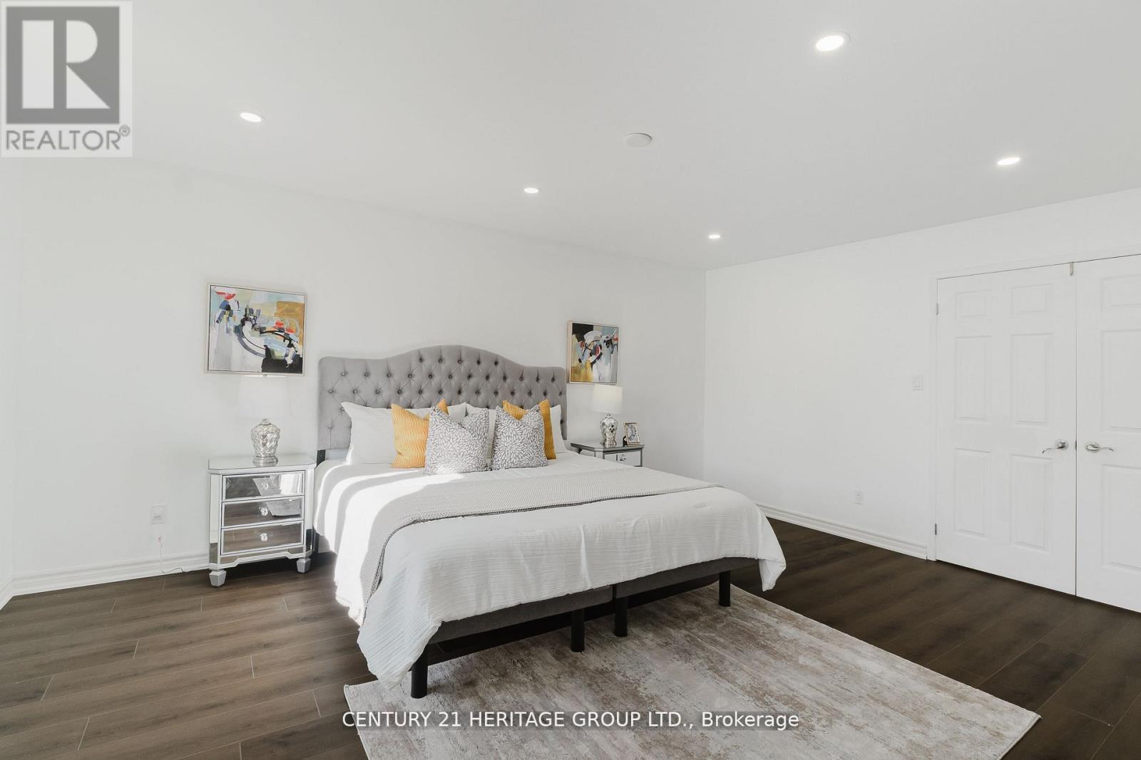 601 Mcbean Avenue, Newmarket (Stonehaven-Wyndham), Ontario  L3X 2L5 - Photo 28 - N12638592