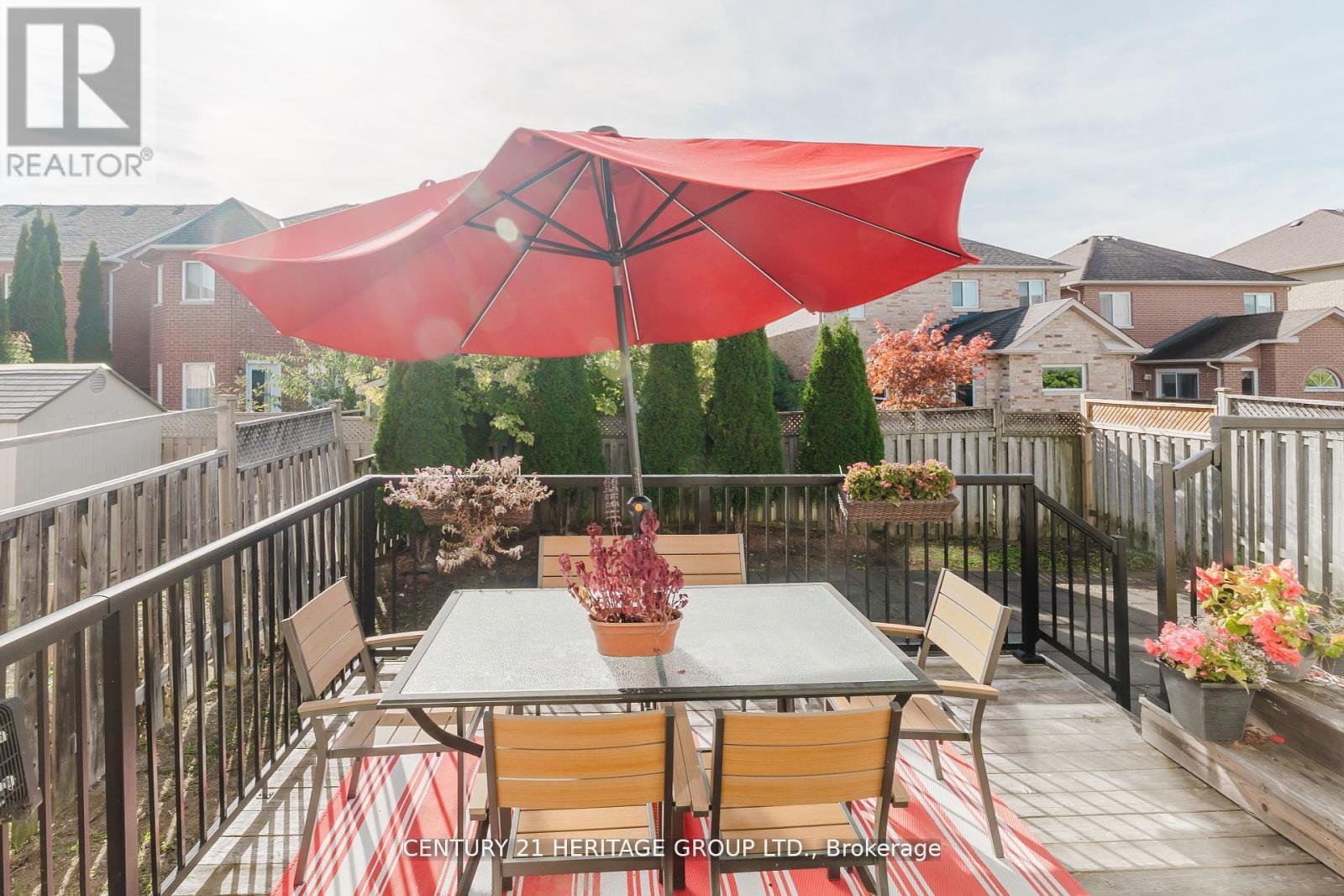 601 Mcbean Avenue, Newmarket (Stonehaven-Wyndham), Ontario  L3X 2L5 - Photo 37 - N12638592