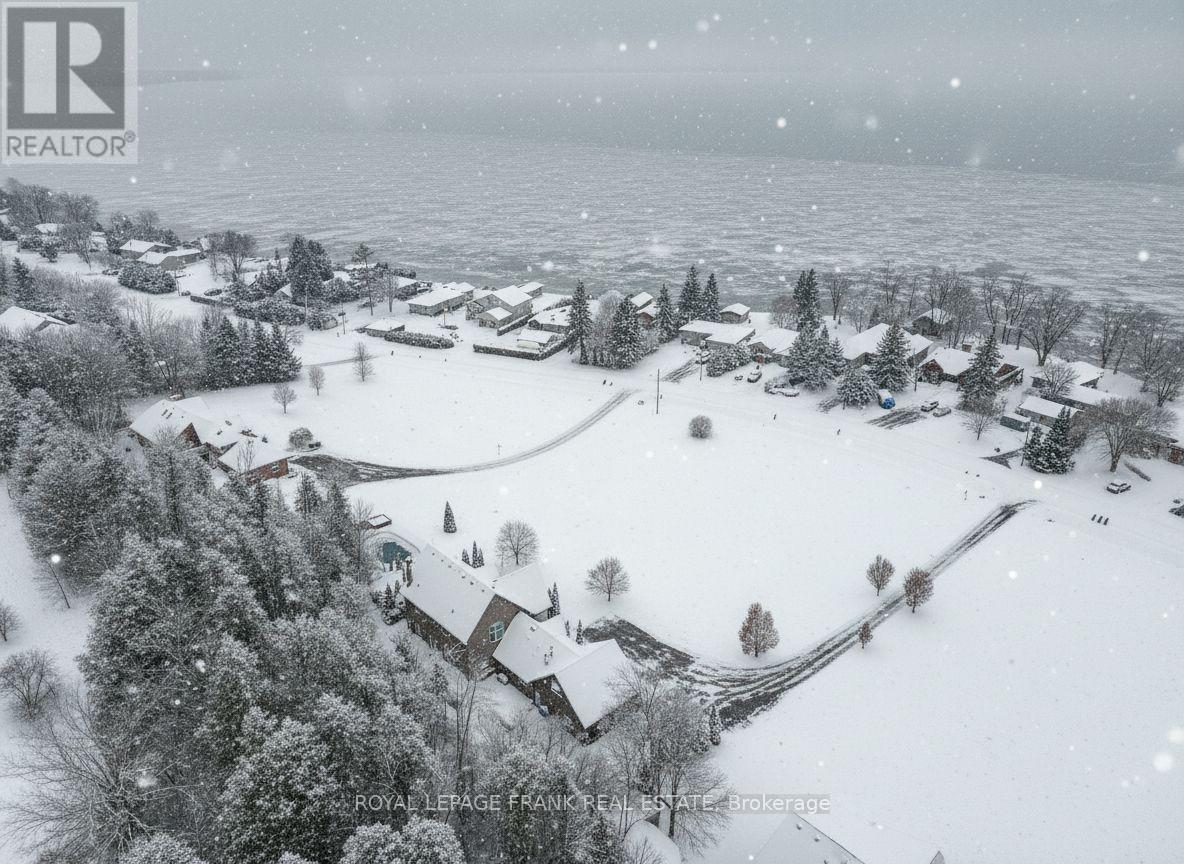 300 Snug Harbour Road, Kawartha Lakes, Ontario  K9V 4R6 - Photo 4 - X12566630