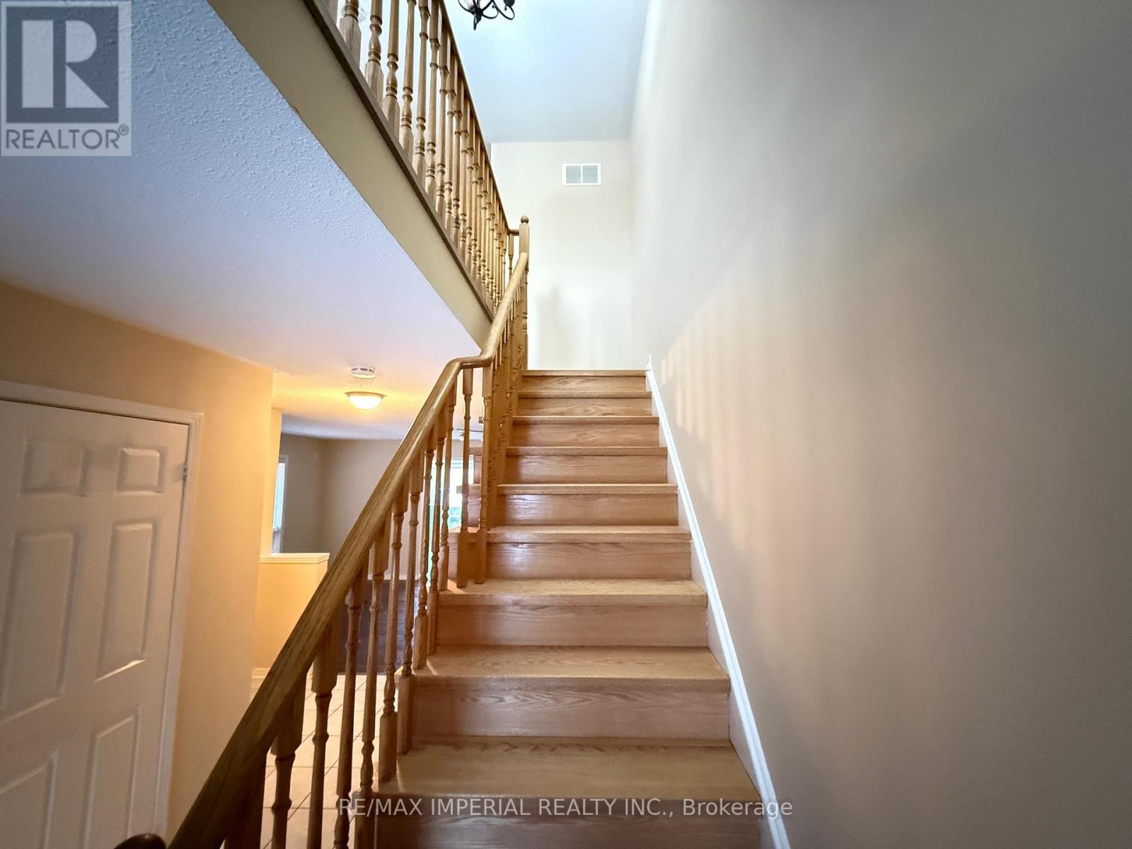 5460 Stella Lane, Burlington (Appleby), Ontario  L7L 6X5 - Photo 12 - W12638542