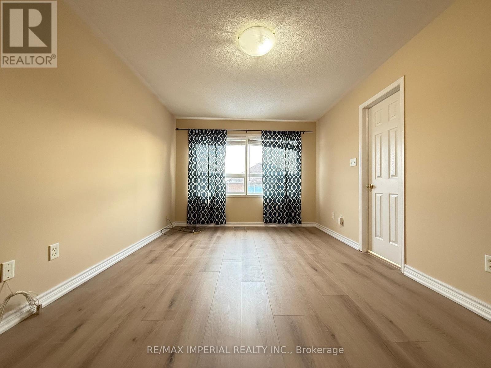 5460 Stella Lane, Burlington (Appleby), Ontario  L7L 6X5 - Photo 16 - W12638542