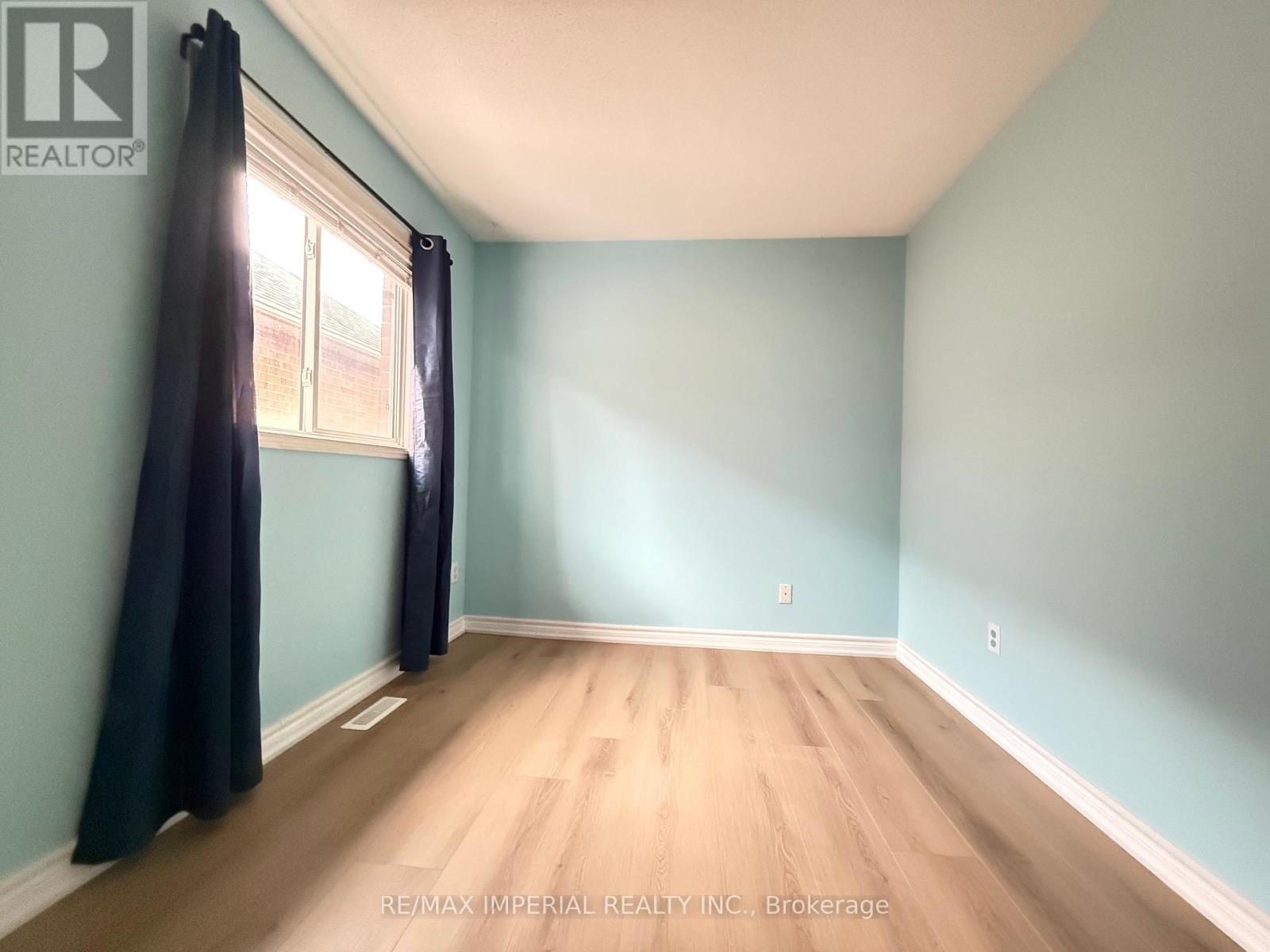 5460 Stella Lane, Burlington (Appleby), Ontario  L7L 6X5 - Photo 27 - W12638542