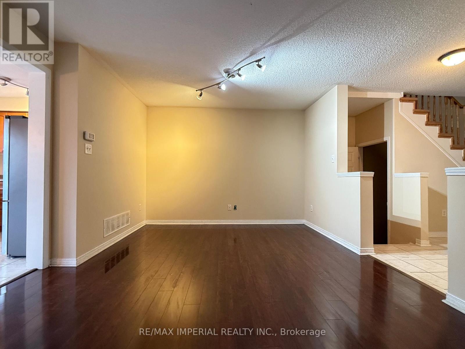 5460 Stella Lane, Burlington (Appleby), Ontario  L7L 6X5 - Photo 6 - W12638542