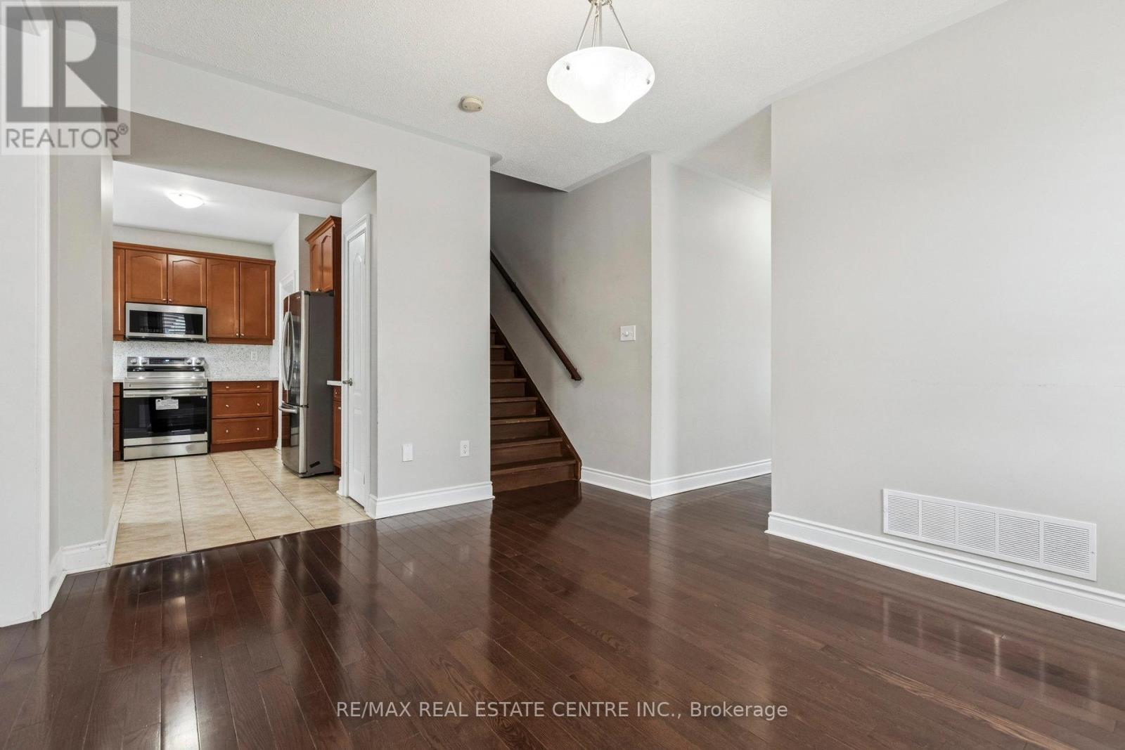 495 Mockridge Terrace N, Milton (Ha Harrison), Ontario  L9T 7V2 - Photo 12 - W12638544