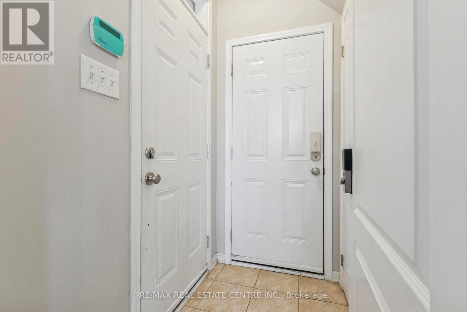 495 Mockridge Terrace N, Milton (Ha Harrison), Ontario  L9T 7V2 - Photo 24 - W12638544