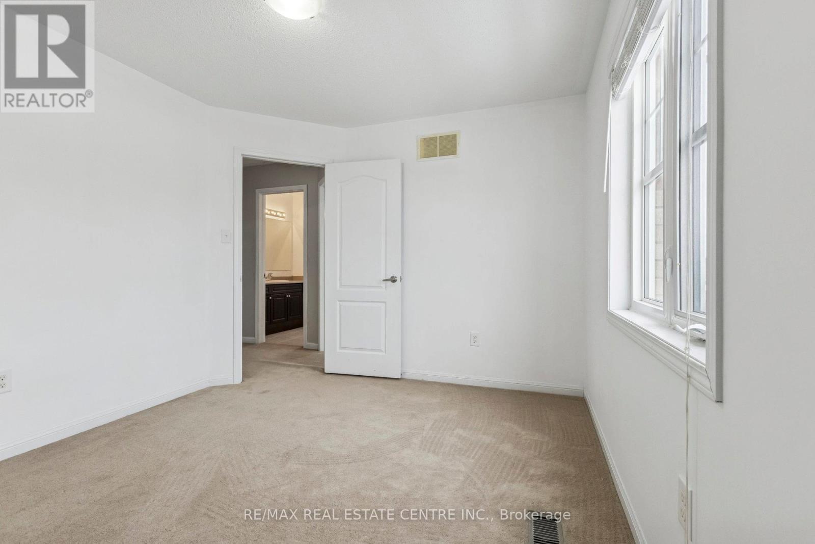 495 Mockridge Terrace N, Milton (Ha Harrison), Ontario  L9T 7V2 - Photo 38 - W12638544