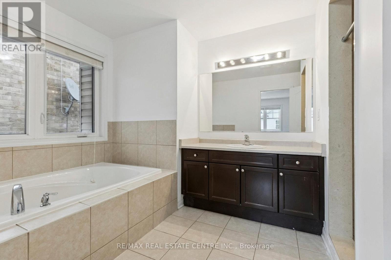 495 Mockridge Terrace N, Milton (Ha Harrison), Ontario  L9T 7V2 - Photo 43 - W12638544