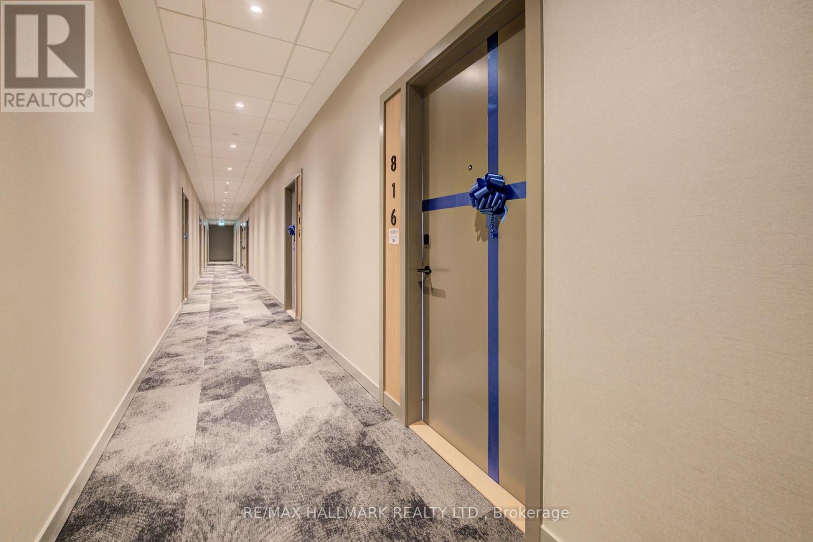 720 Whitlock Avenue, Milton (Cb Cobban), Ontario  L9E 1S2 - Photo 3 - W12638552