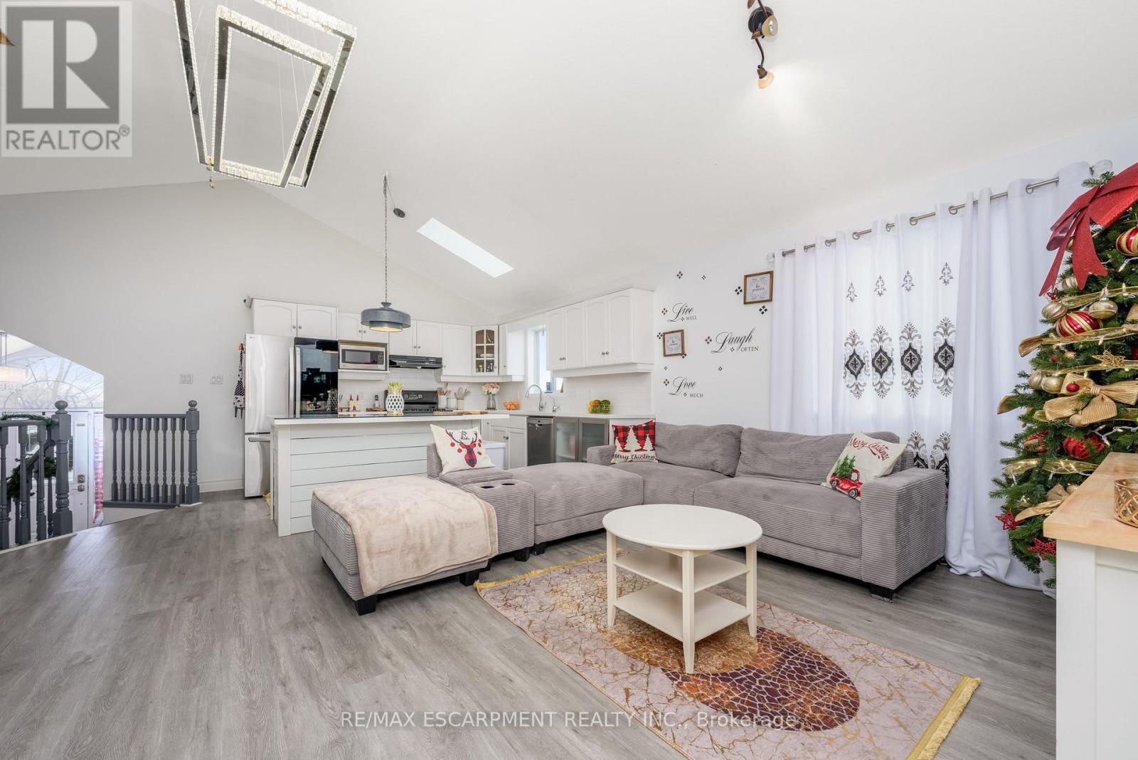 85 Biscayne Crescent, Orangeville, Ontario  L9W 5E1 - Photo 16 - W12638570