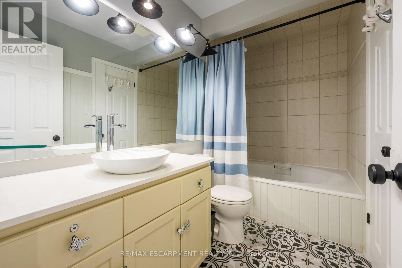 85 Biscayne Crescent, Orangeville, Ontario  L9W 5E1 - Photo 23 - W12638570