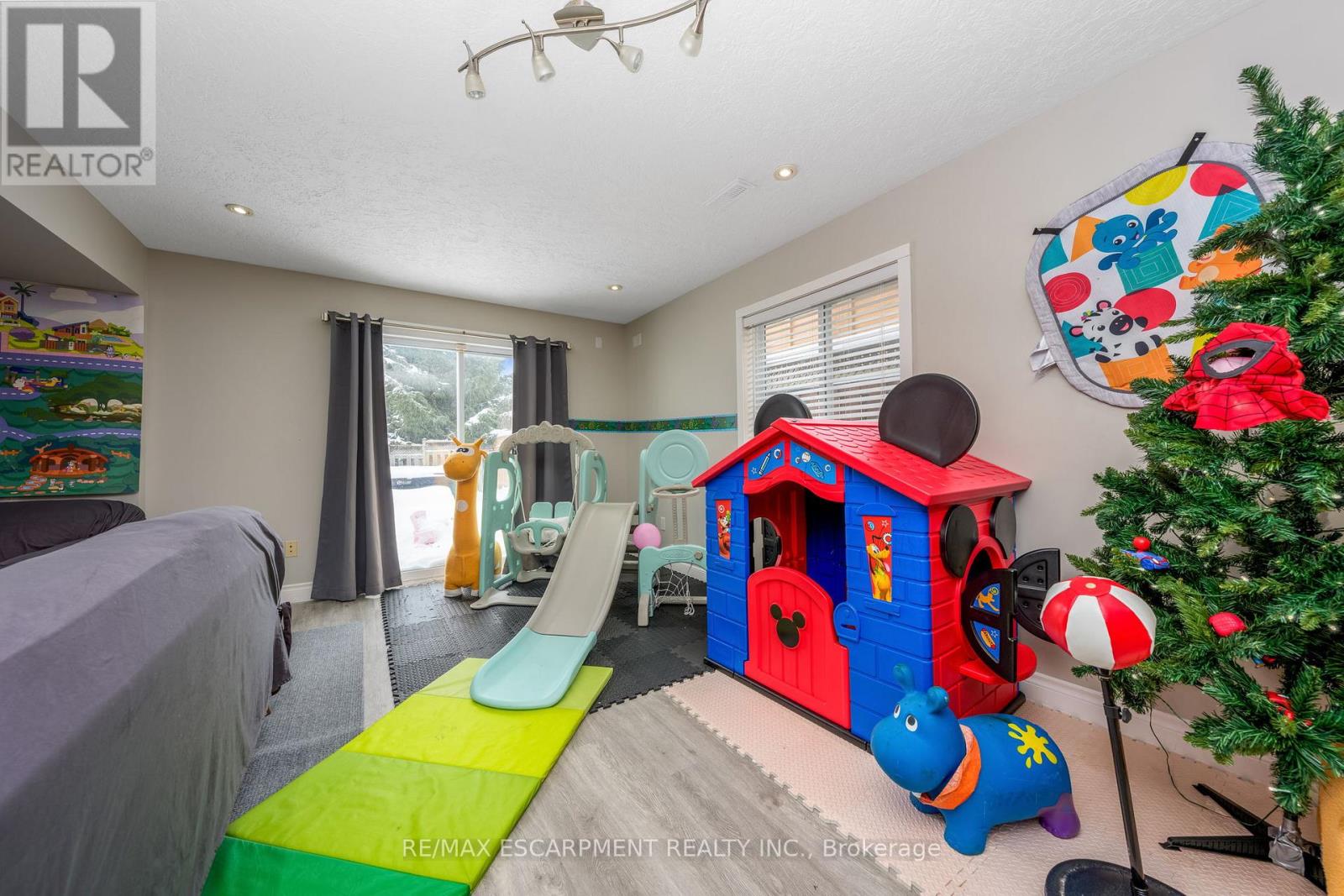 85 Biscayne Crescent, Orangeville, Ontario  L9W 5E1 - Photo 34 - W12638570