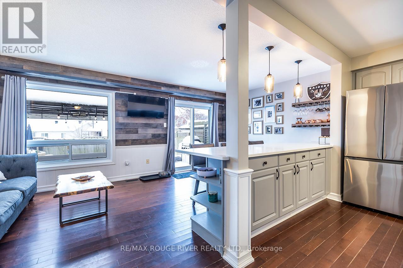 29 Elford Drive, Clarington, Ontario  L1C 4R3 - Photo 7 - E12638616