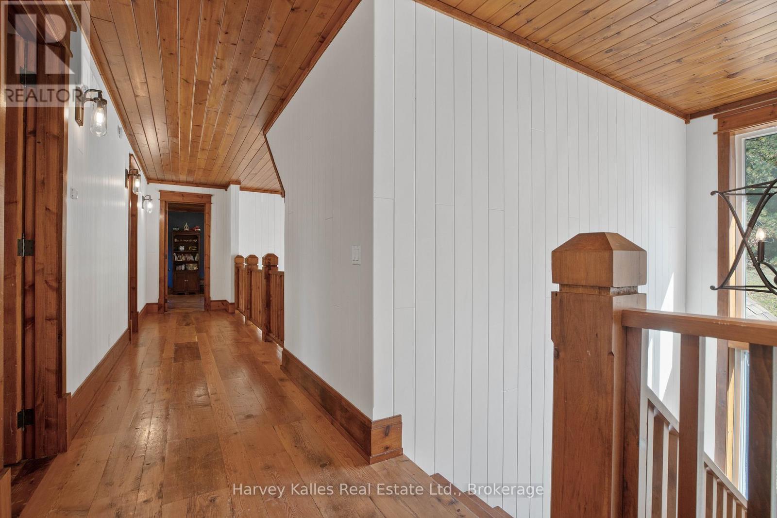 1074 Tally Ho Winter Park Road, Lake Of Bays, Ontario P1H 2J6 - Photo 25 - X12638636