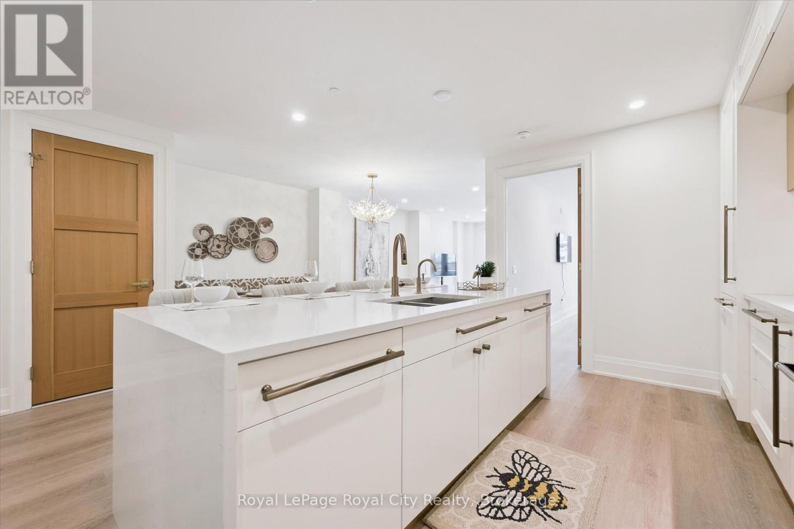 5 - 6523 Wellington 7 Road, Centre Wellington, Ontario N0B 1S0 - Photo 13 - X12638648