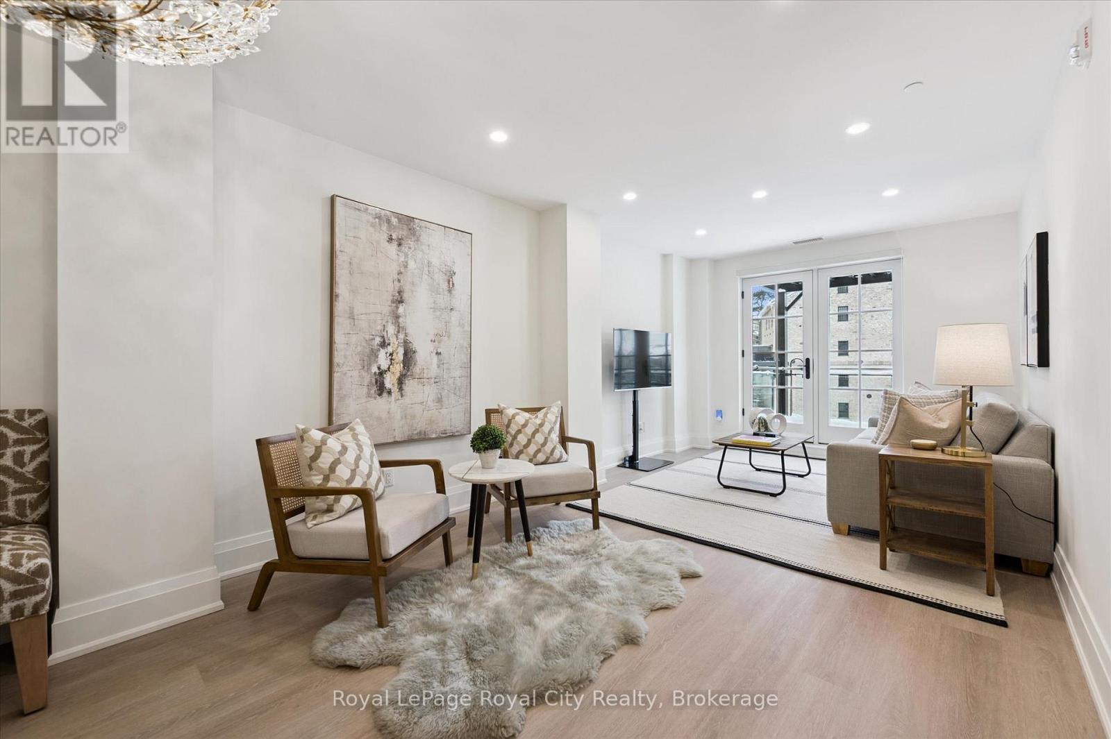 5 - 6523 Wellington 7 Road, Centre Wellington, Ontario N0B 1S0 - Photo 18 - X12638648