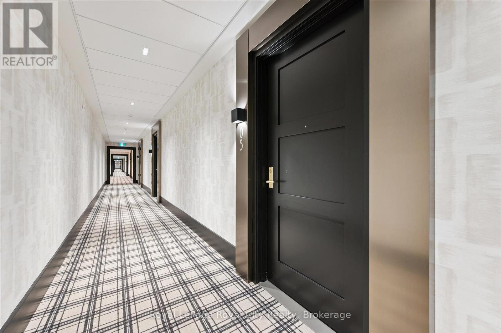 5 - 6523 Wellington 7 Road, Centre Wellington, Ontario N0B 1S0 - Photo 6 - X12638648