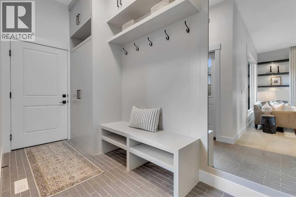 42 Collingwood Place Nw, Calgary, Alberta  T2L 0P9 - Photo 18 - A2251770