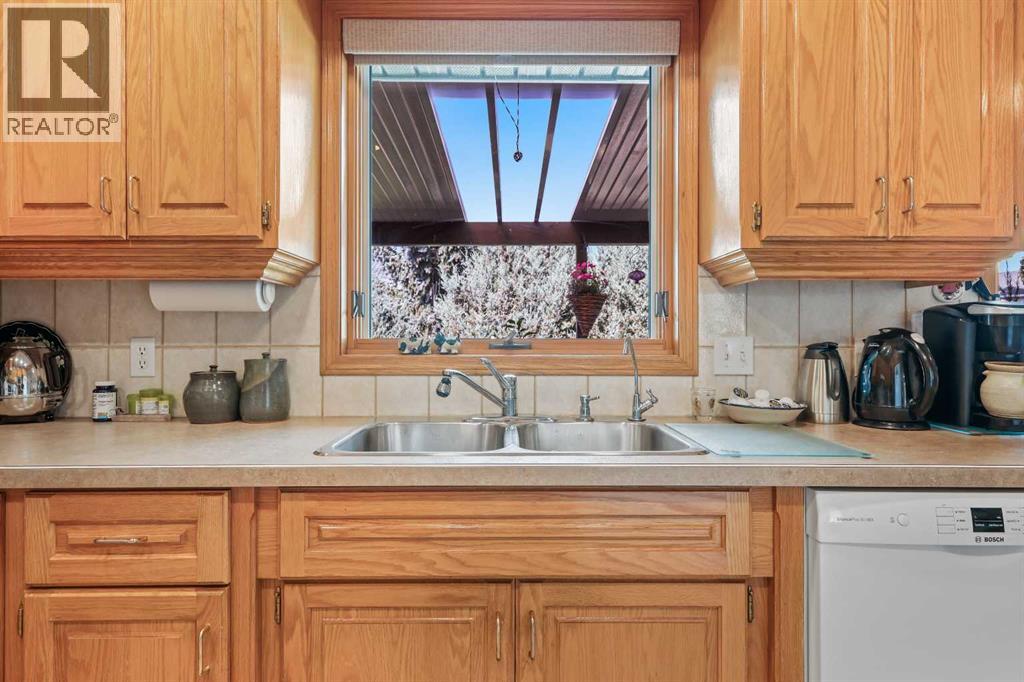 40 Green Meadow Drive, Strathmore, Alberta T1P 1H2 - Photo 11 - A2274100