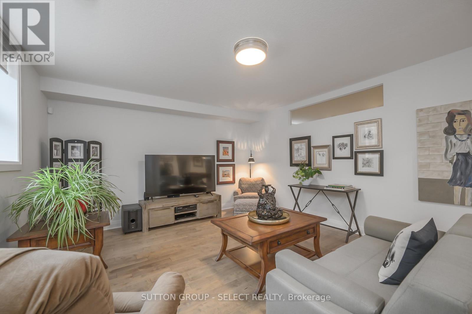 346 Bradwell Chase, London North, Ontario  N6G 0P7 - Photo 29 - X12638640