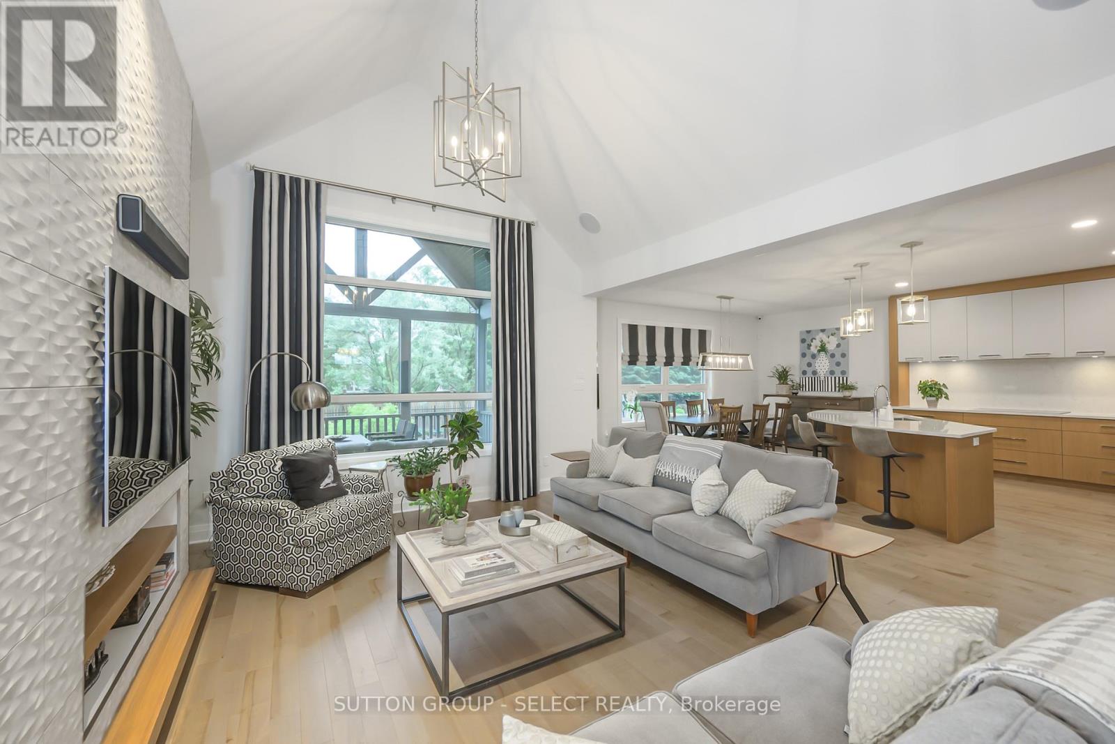 346 Bradwell Chase, London North, Ontario  N6G 0P7 - Photo 5 - X12638640