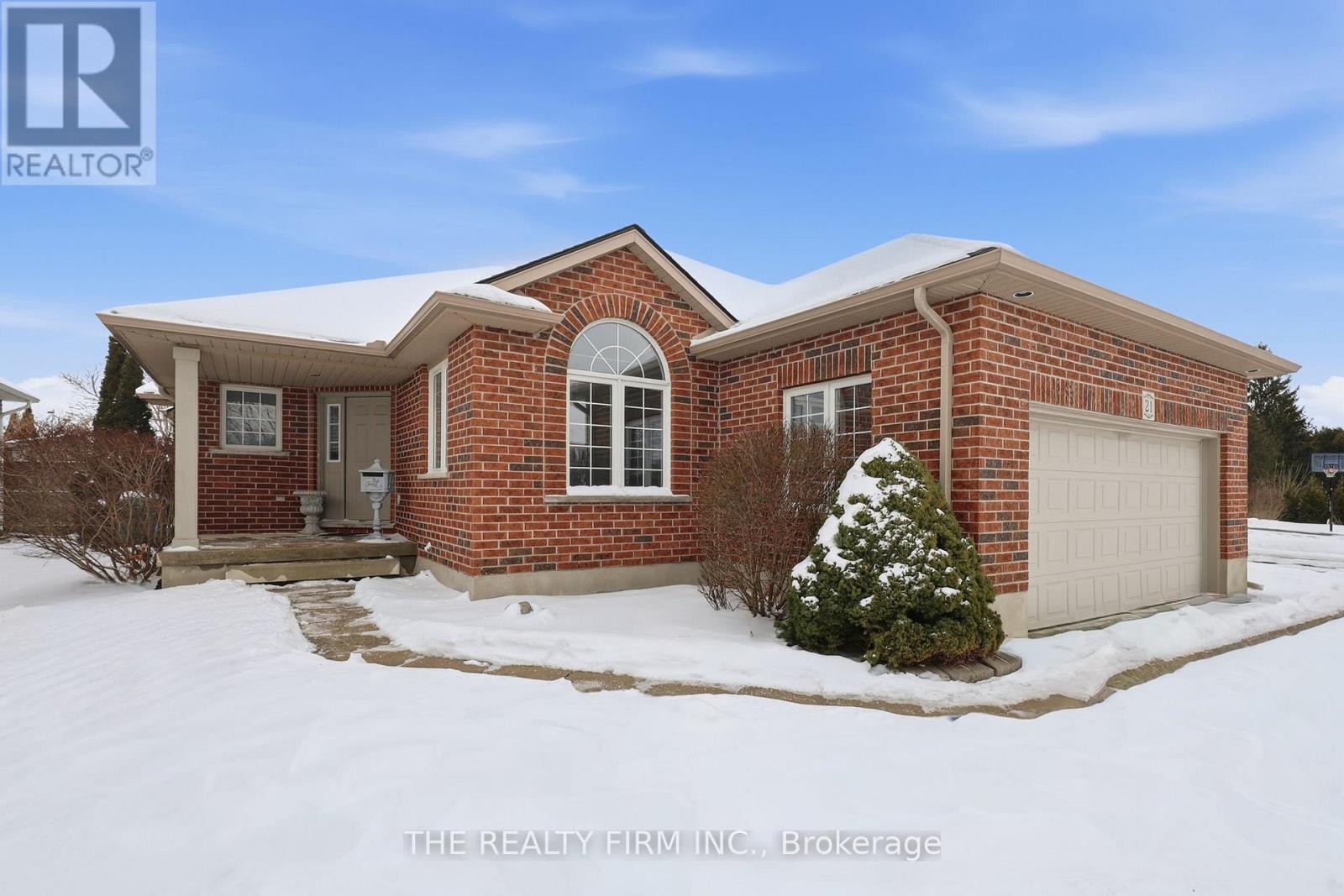 21 Kantor Court, St. Thomas, Ontario  N5R 0A1 - Photo 2 - X12638728