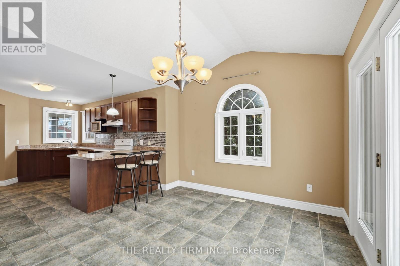 21 Kantor Court, St. Thomas, Ontario  N5R 0A1 - Photo 21 - X12638728