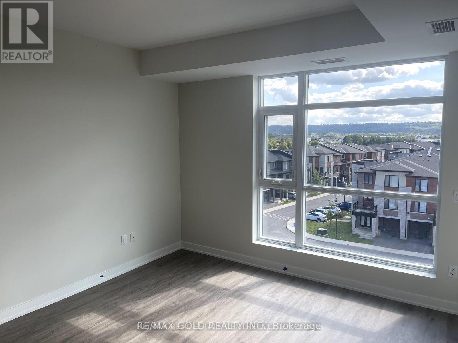 506 - 600 North Service Road, Hamilton (Lakeshore), Ontario  L8E 5A7 - Photo 6 - X12638562