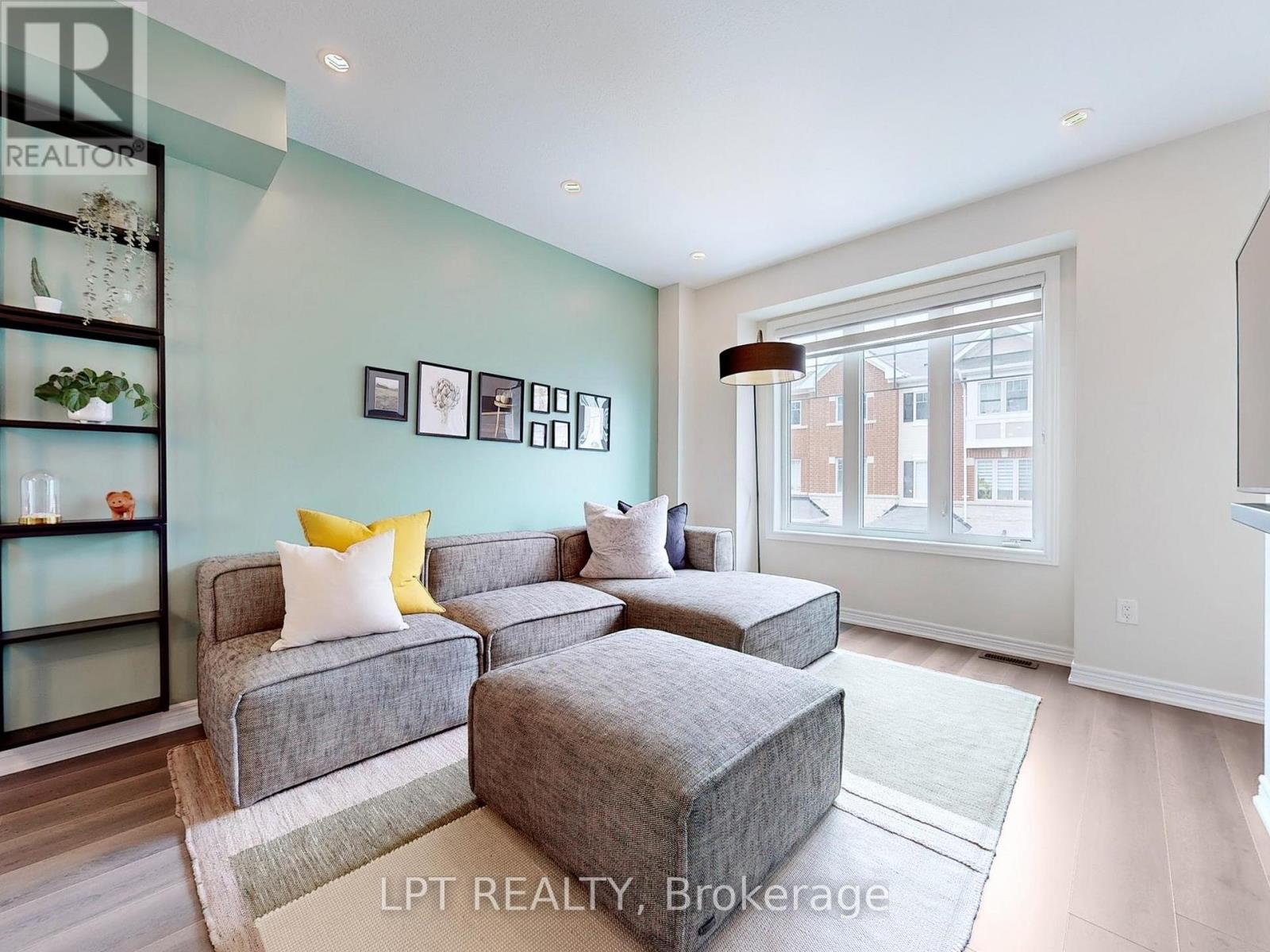 10 Snowberry Lane, Hamilton, Ontario  L8K 0A4 - Photo 14 - X12638572