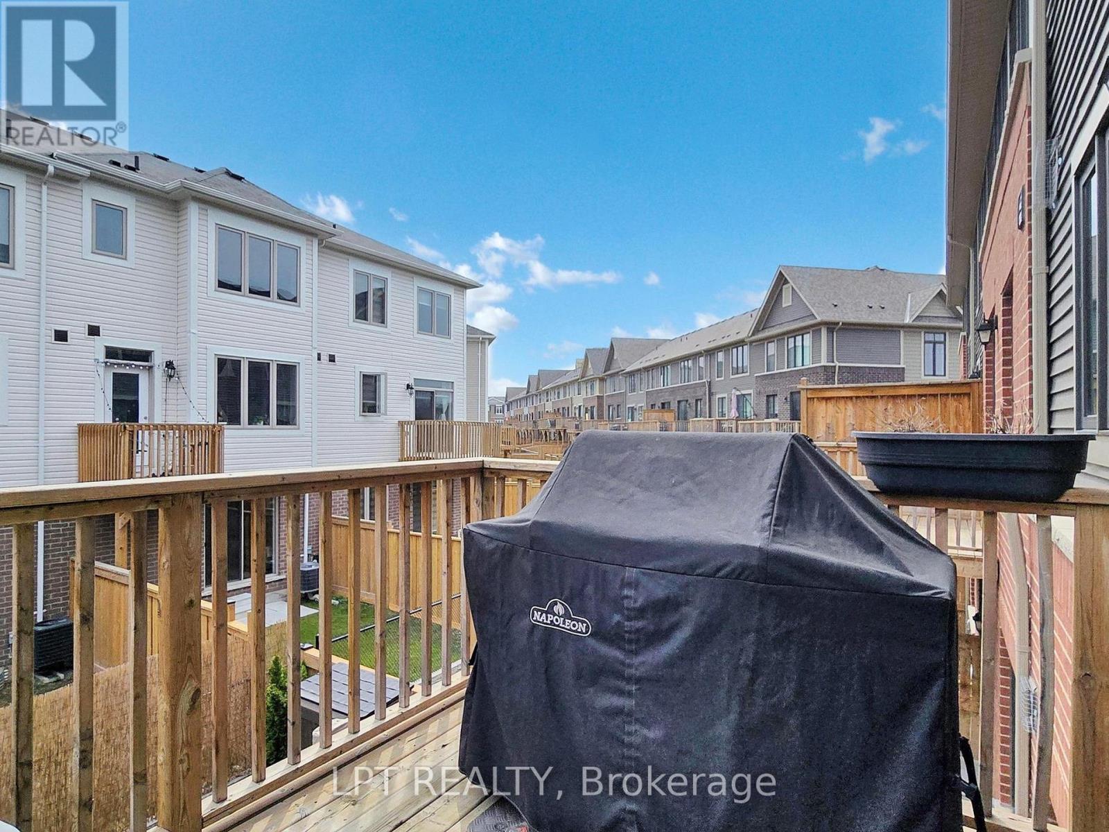 10 Snowberry Lane, Hamilton, Ontario  L8K 0A4 - Photo 33 - X12638572