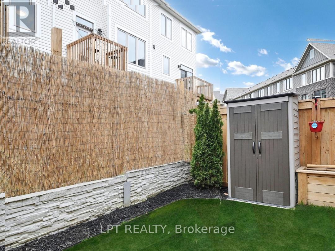 10 Snowberry Lane, Hamilton, Ontario  L8K 0A4 - Photo 36 - X12638572