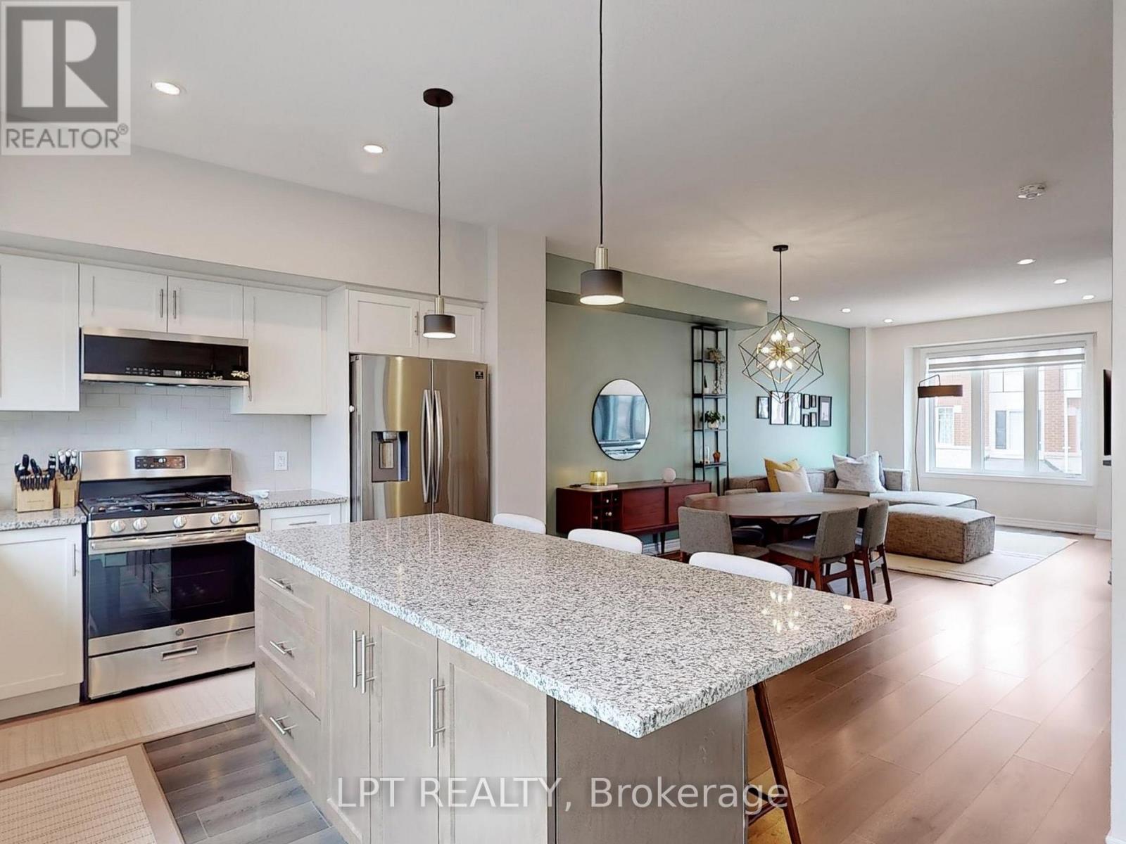 10 Snowberry Lane, Hamilton, Ontario  L8K 0A4 - Photo 7 - X12638572