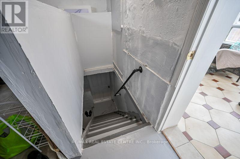 Lower Lvl - 44 Aldridge Street, Hamilton, Ontario  L9C 2T2 - Photo 14 - X12638590