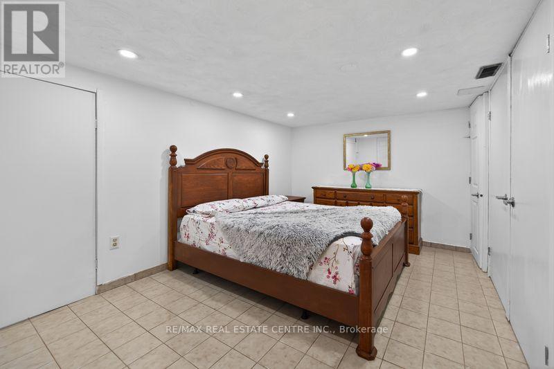 Lower Lvl - 44 Aldridge Street, Hamilton, Ontario  L9C 2T2 - Photo 9 - X12638590